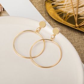 Geometric Round Earrings (Color: Gold)