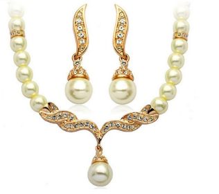 Factory Direct Korean Version, Elegant Angel Wings, Fashionable Pearl Necklace, Earrings, Bridal Suit 9086 (Color: Gold)