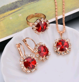 Europe And The United States Personalized Water Drop Color Diamond Necklace, Earrings, Rings Set, Shiny High-end Bridal Jewelry Wholesale (Option: Round red-2)