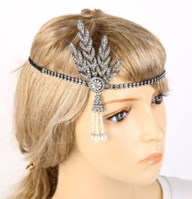 Pearl necklace tiara (Color: Black)